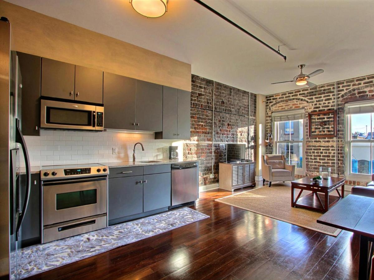 Soho Suite Savannah Bagian luar foto