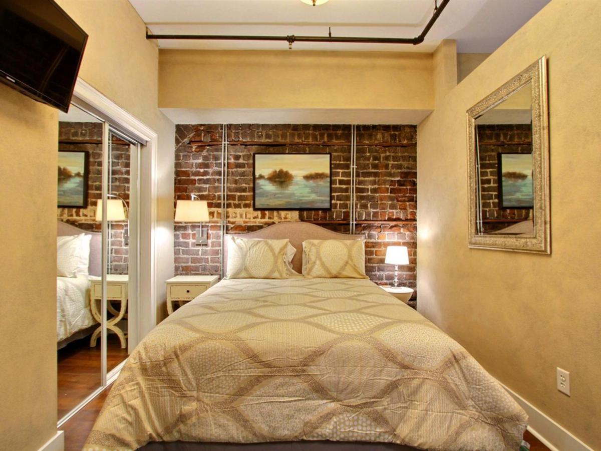 Soho Suite Savannah Bagian luar foto